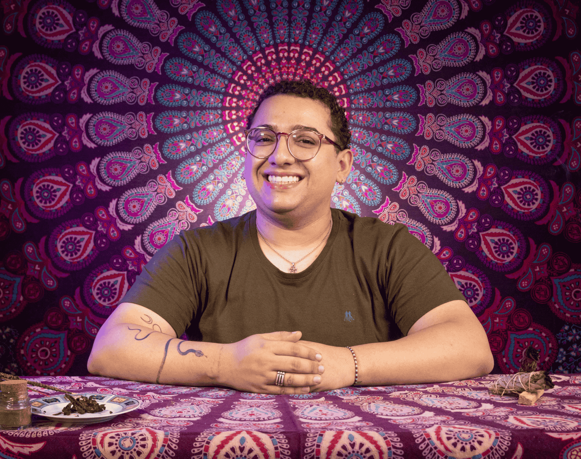 Victor Augusto — Especialista em Tarô e terapias holísticas